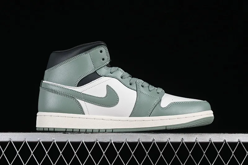 All categories Air Jordan Jordan series basketball shoes Air Jordan 1 Mid Air Jordan 1 Mid AJ1 Joe 1 fresh warm green Zhongbang basketball shoes BQ6472-130